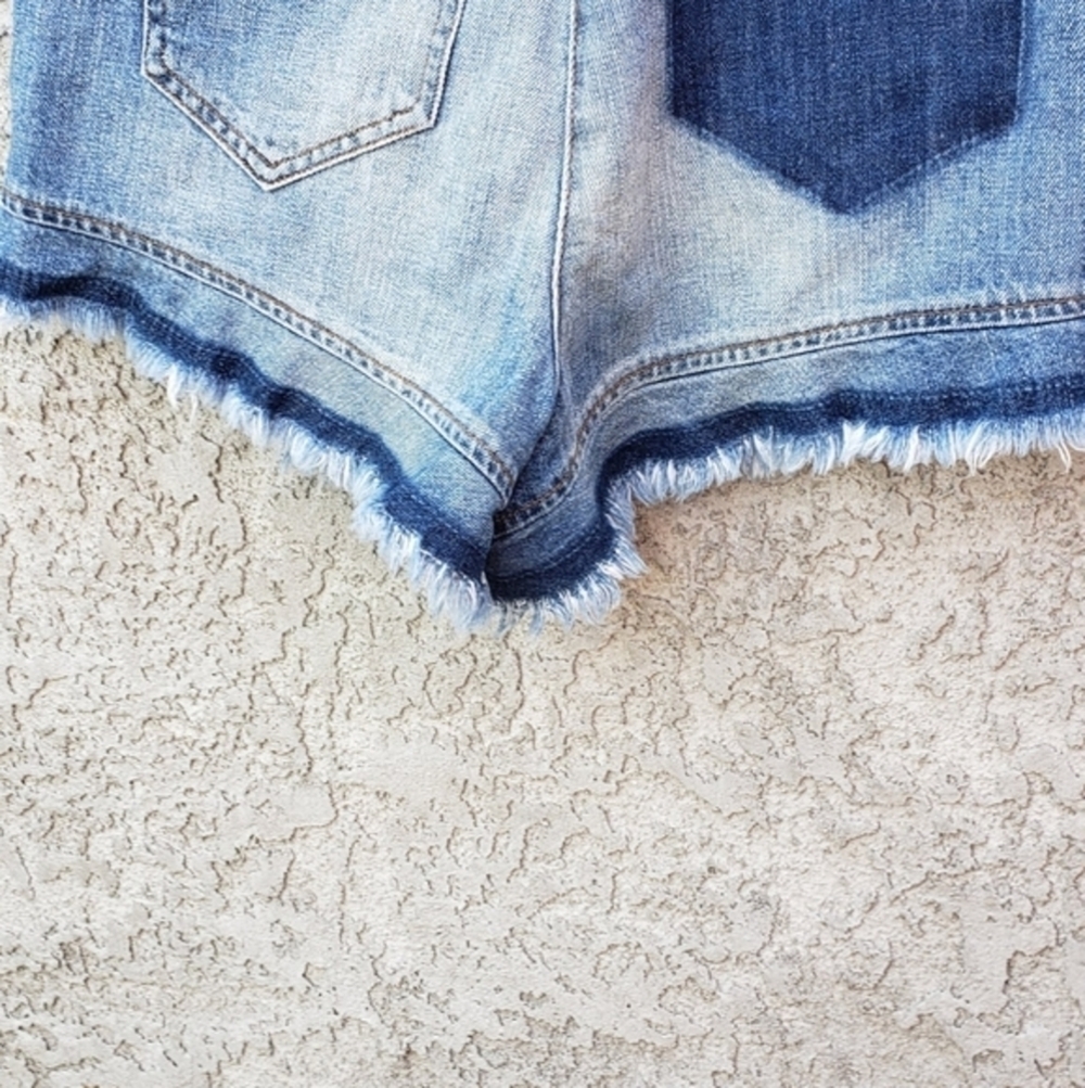 Redβ valentino cute little shorts - Picture 9 of 9